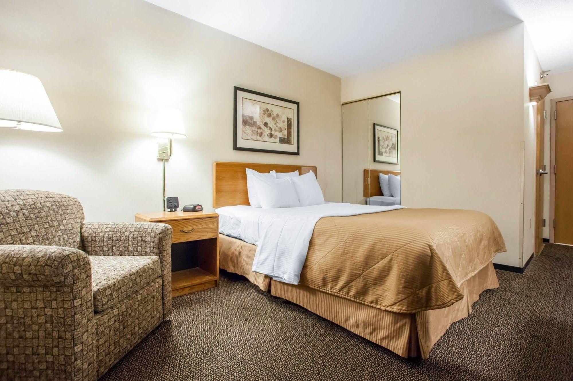 Four Points By Sheraton Milwaukee Airport Dış mekan fotoğraf